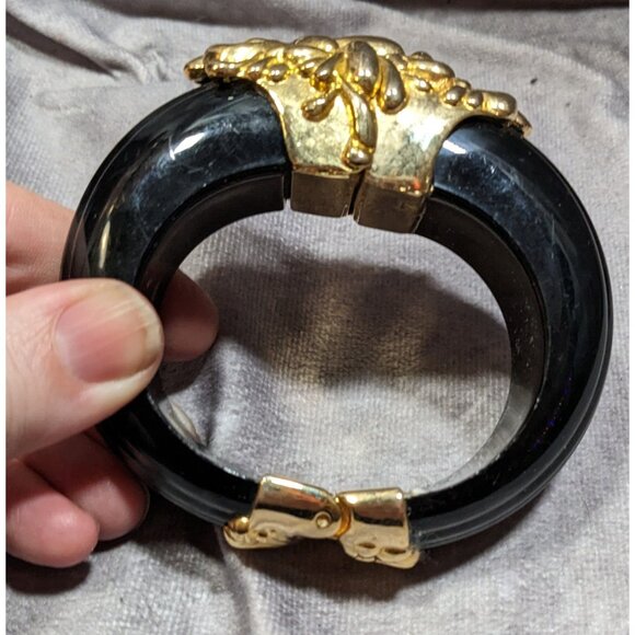 Vintage Inna Cytrine Paris Fleur Chrysanthemum Lucite And Metal Clamper Bracelet - Picture 8 of 10